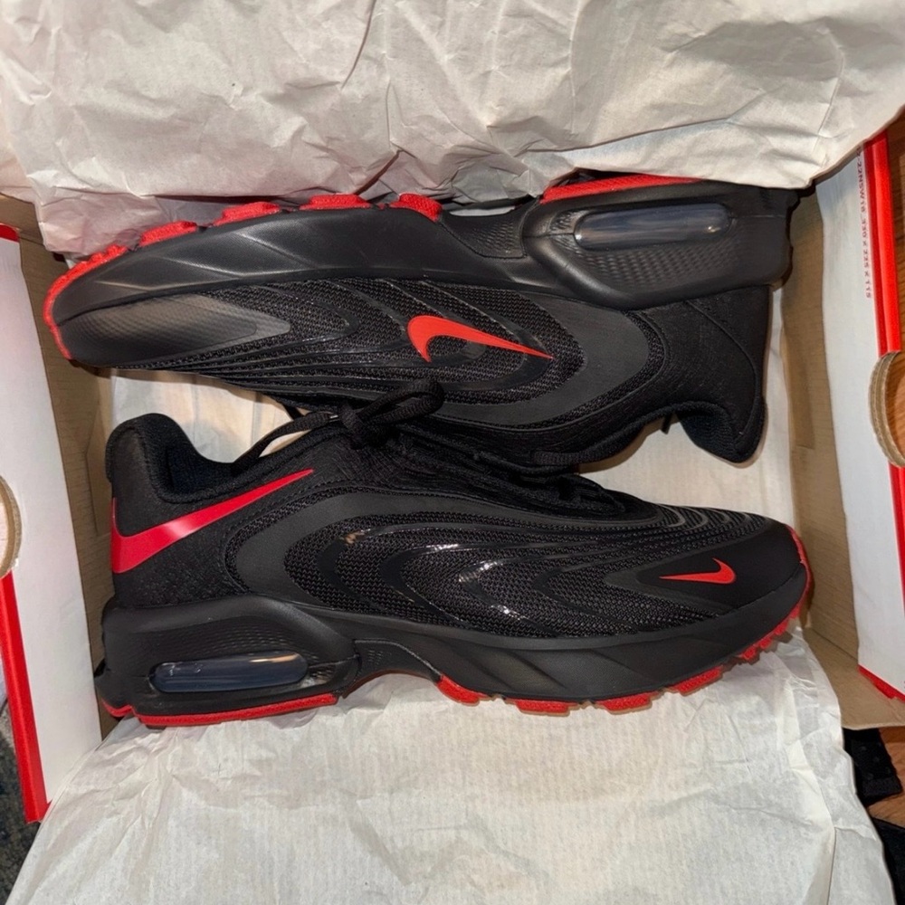 Nike Air Max Fire in Black and University Red